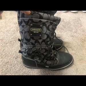 Coach boots